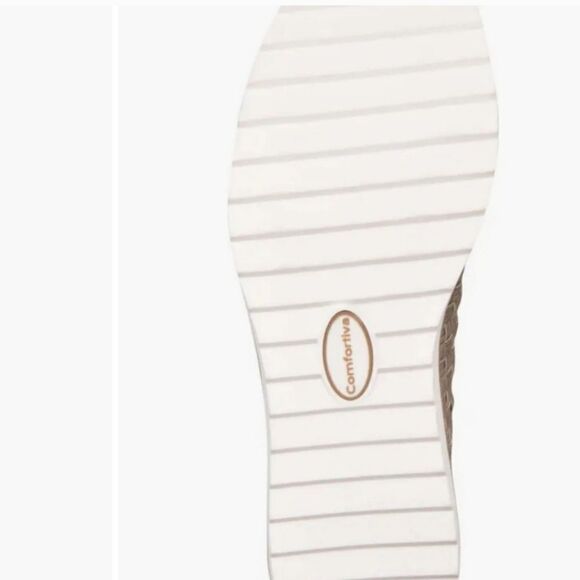 Comfortiva Riya Gold size 6 - Picture 3 of 3